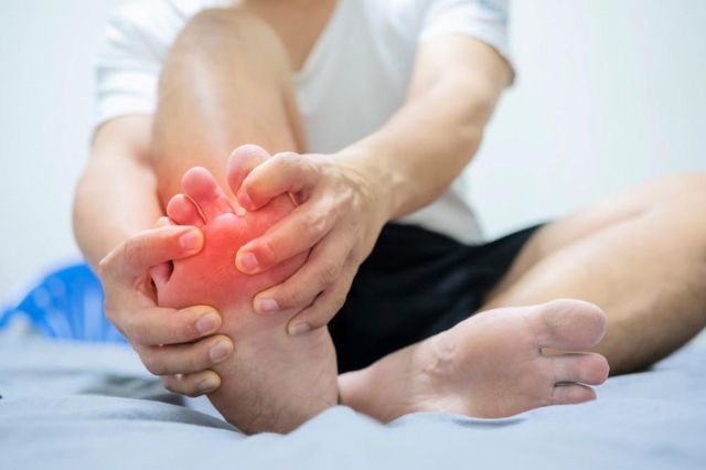 harnessing-the-power-of-lifestyle-changes-in-managing-gout-pain
