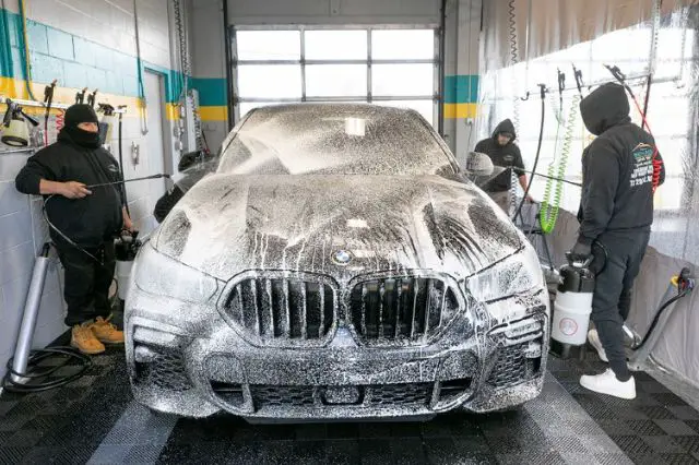 mastering-the-art-pressure-washing-your-car-like-a-pro